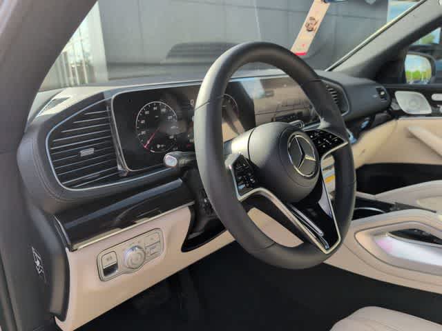 Thumbnail: 2026 Mercedes-Benz GLE - 2