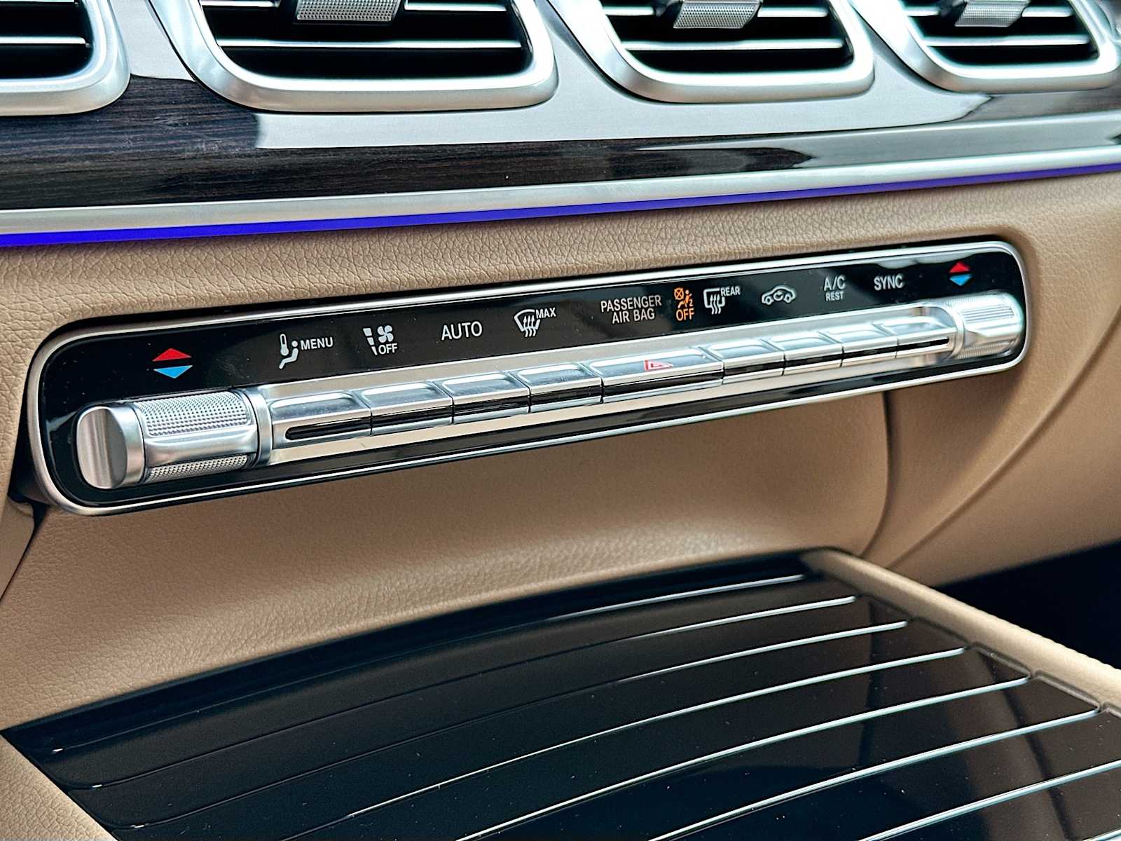 Thumbnail: 2026 Mercedes-Benz GLS - 16