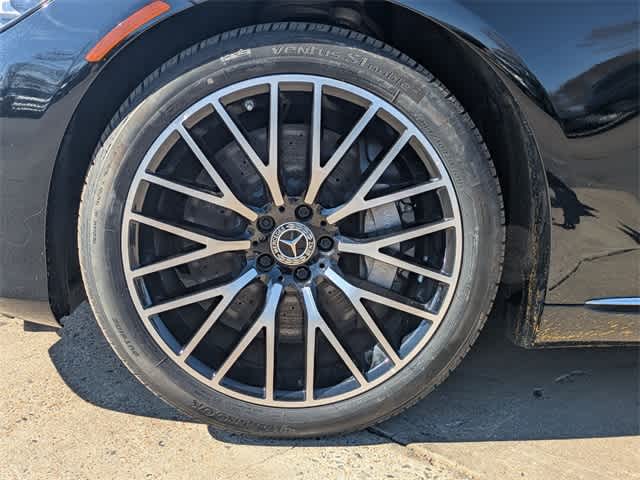 Thumbnail: 2022 Mercedes-Benz S-Class - 13