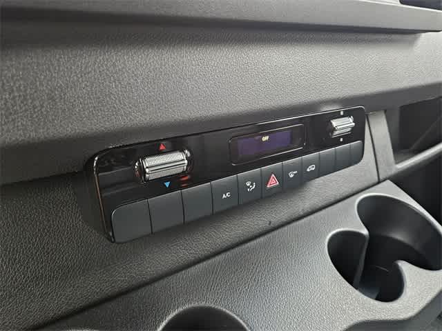 Thumbnail: 2026 Mercedes-Benz Sprinter - 24