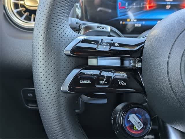 Thumbnail: 2025 Mercedes-Benz GLB - 19