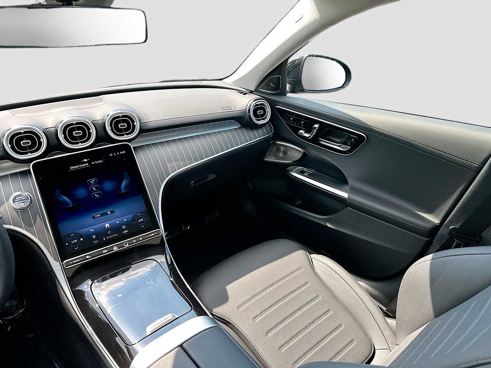 Thumbnail: 2026 Mercedes-Benz C-Class - 25