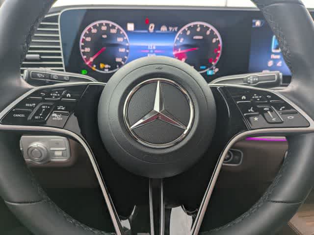 Thumbnail: 2025 Mercedes-Benz GLE - 24