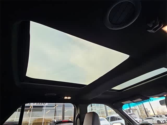 Thumbnail: 2018 Ford Explorer - 22