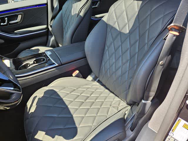 Thumbnail: 2026 Mercedes-Benz S-Class - 13