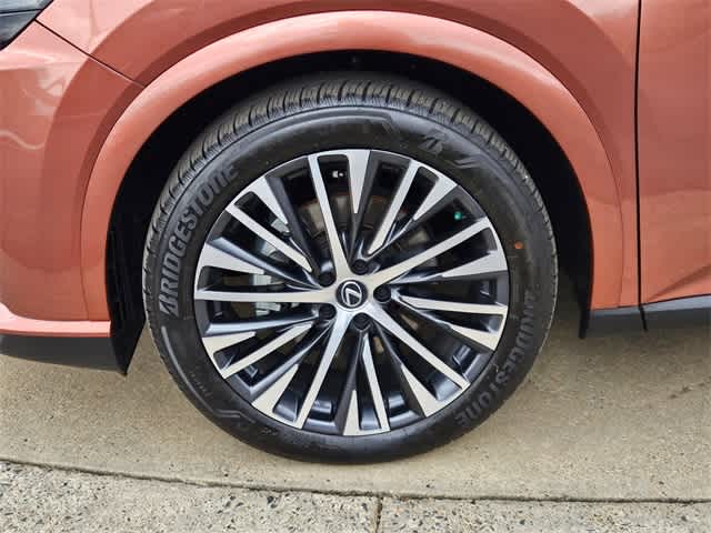 Thumbnail: 2023 Lexus RX - 13