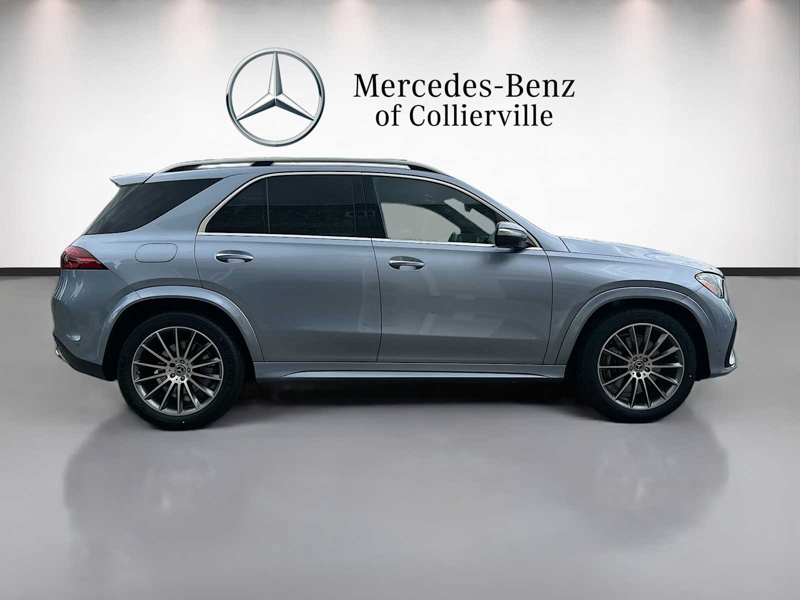 Thumbnail: 2026 Mercedes-Benz GLE - 4