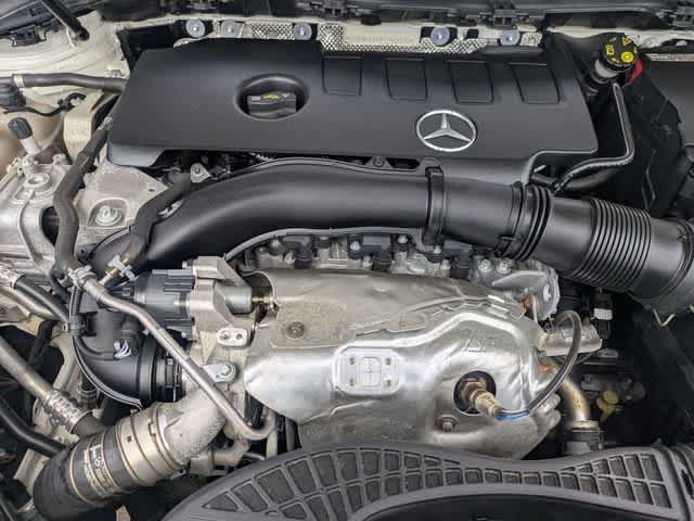 Thumbnail: 2023 Mercedes-Benz GLA - 15