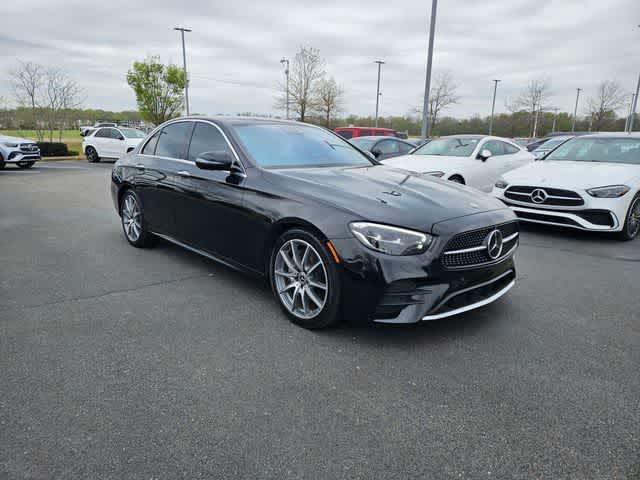 Thumbnail: 2022 Mercedes-Benz E-Class - 3