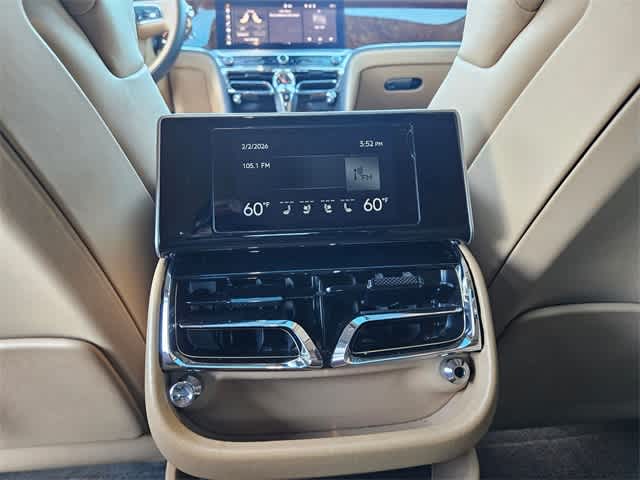 Thumbnail: 2022 Bentley Flying Spur - 16