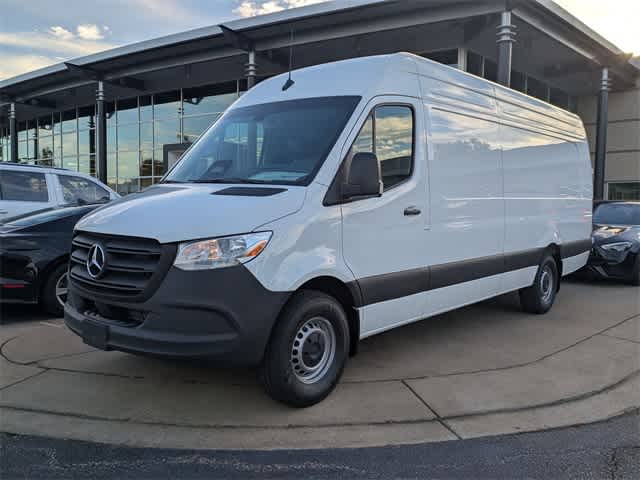Thumbnail: 2026 Mercedes-Benz Sprinter - 4