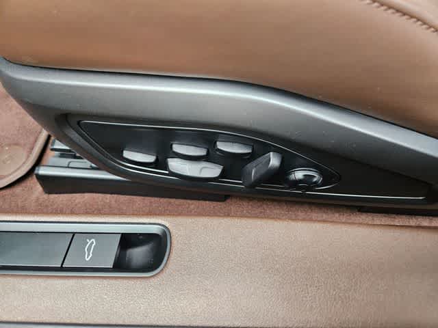 Thumbnail: 2026 Porsche 911 - 11