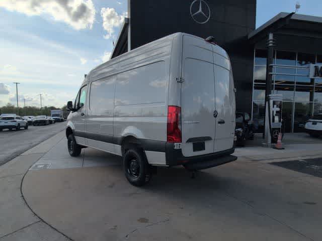 Thumbnail: 2026 Mercedes-Benz Sprinter - 4