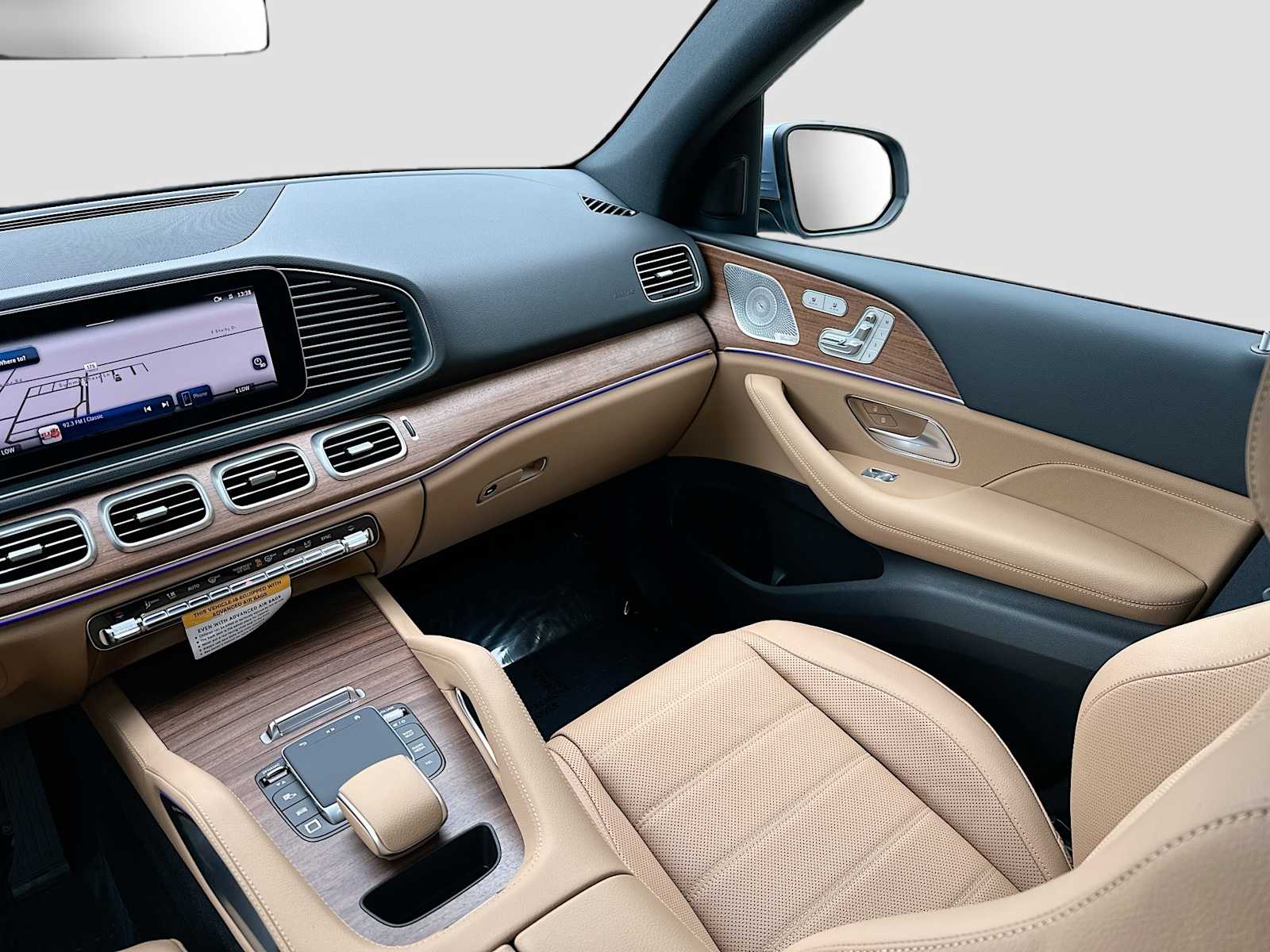 Thumbnail: 2026 Mercedes-Benz GLE - 25