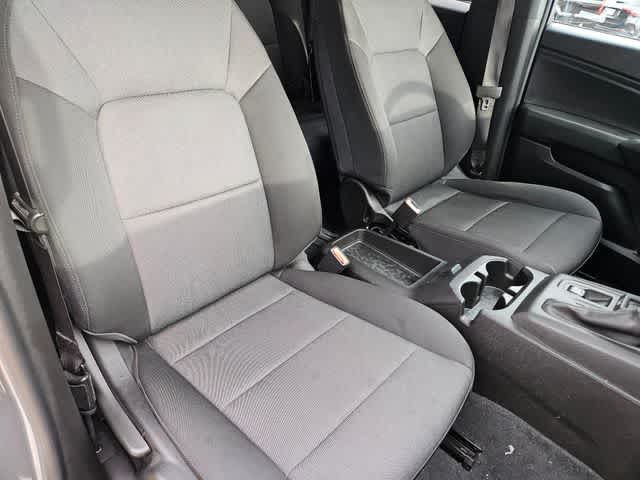 Thumbnail: 2023 Chevrolet Colorado - 21