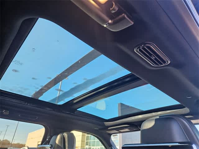 Thumbnail: 2019 Lincoln Navigator L - 23