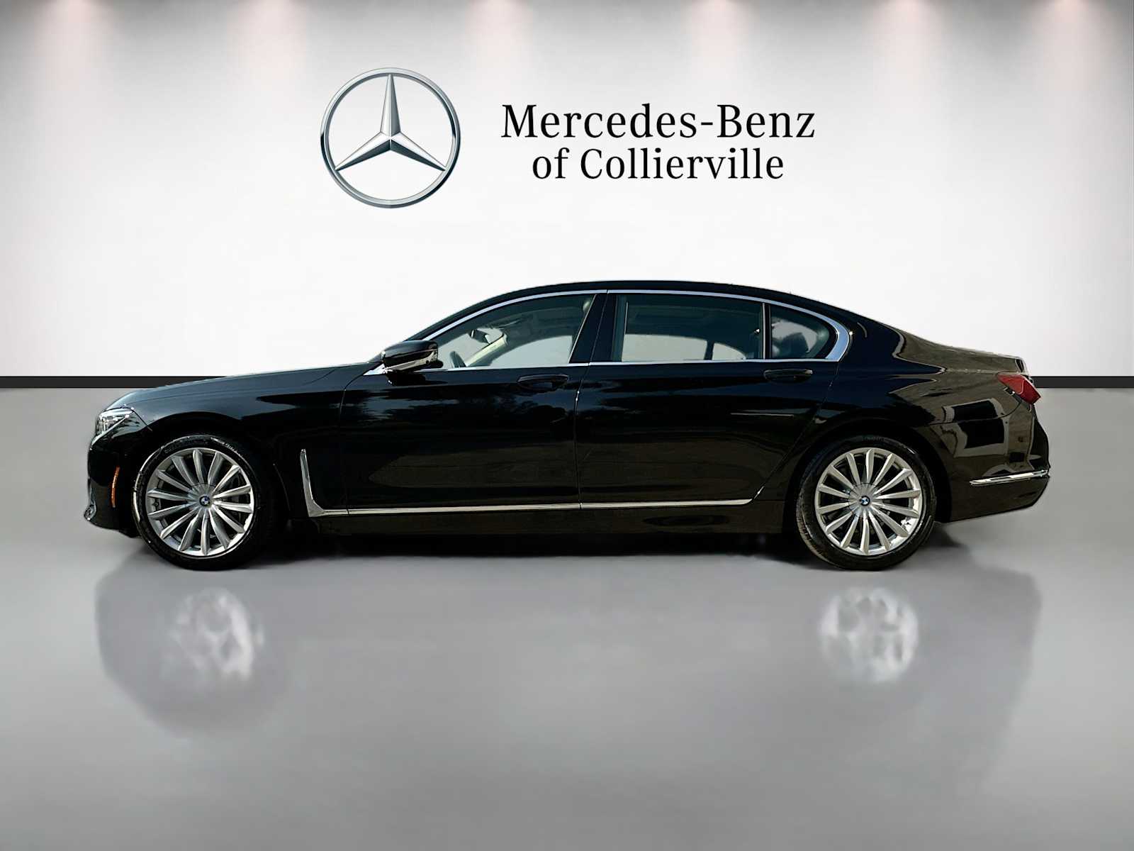 Thumbnail: 2021 BMW 7 Series - 8