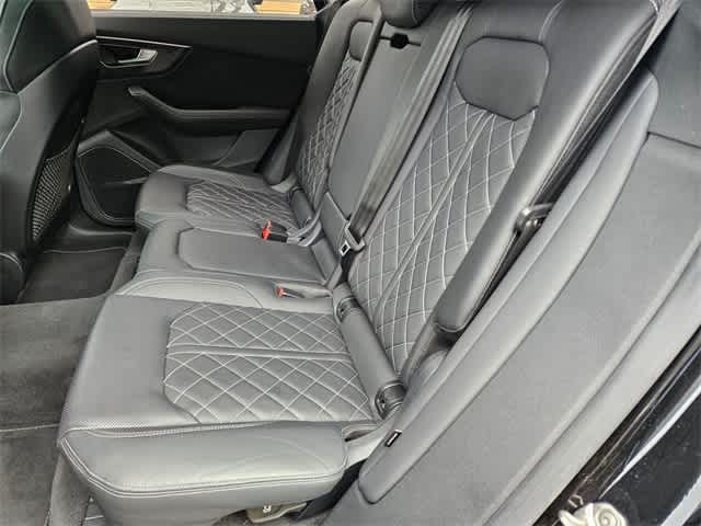 Thumbnail: 2023 Audi SQ8 - 21