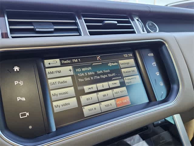 Thumbnail: 2016 Land Rover Range Rover - 32