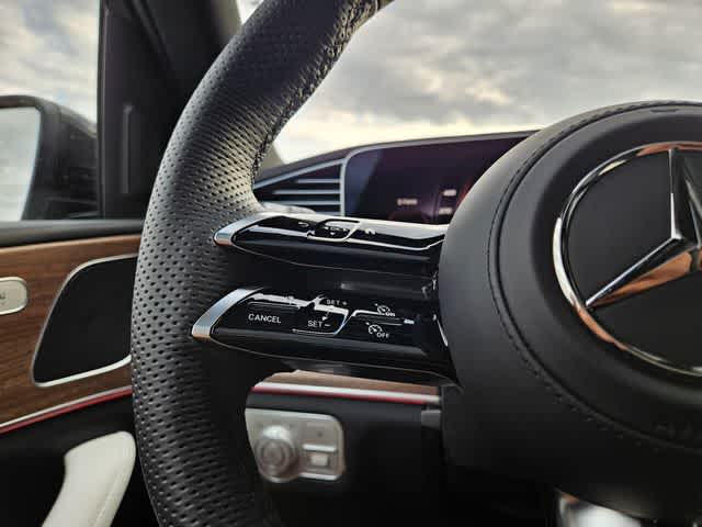 Thumbnail: 2026 Mercedes-Benz GLE - 27