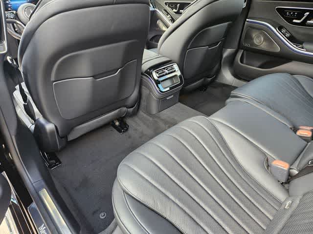 Thumbnail: 2026 Mercedes-Benz S-Class - 17