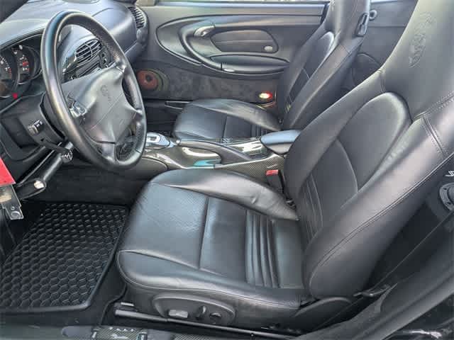 Thumbnail: 2001 Porsche 911 - 15