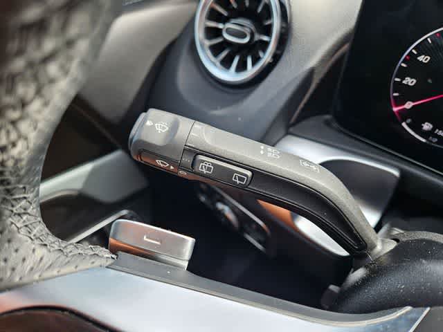 Thumbnail: 2026 Mercedes-Benz GLB - 25