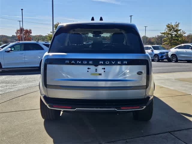Thumbnail: 2023 Land Rover Range Rover - 6