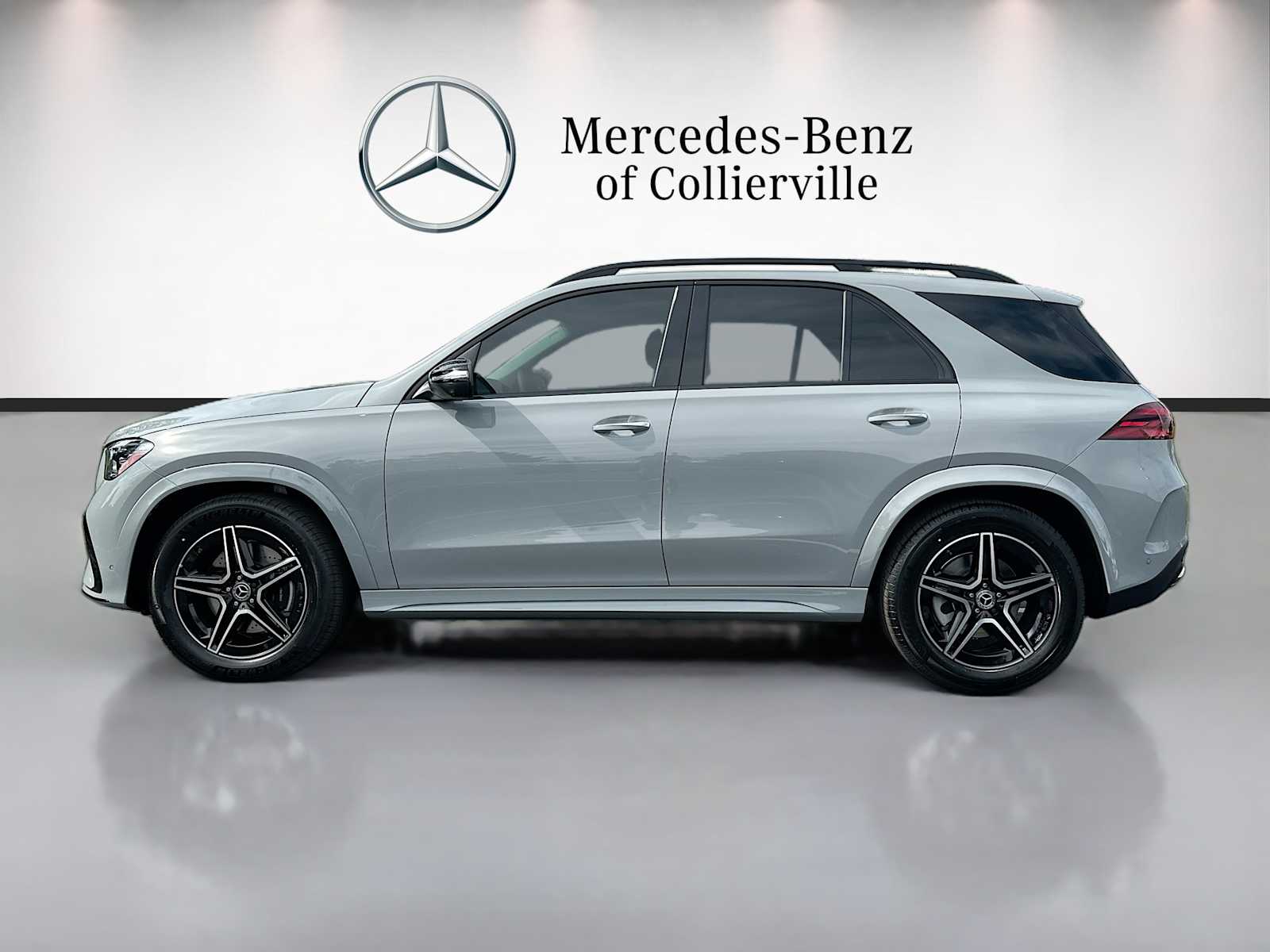 Thumbnail: 2026 Mercedes-Benz GLE - 8