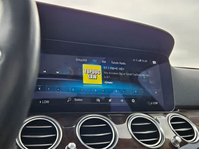 Thumbnail: 2022 Mercedes-Benz E-Class - 30