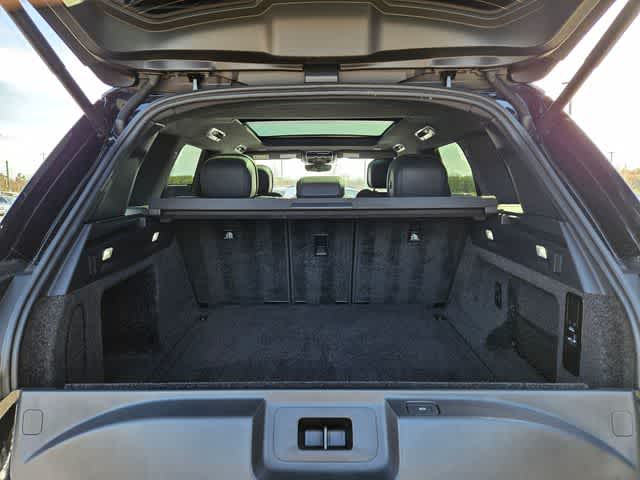 Thumbnail: 2025 Land Rover Range Rover - 7