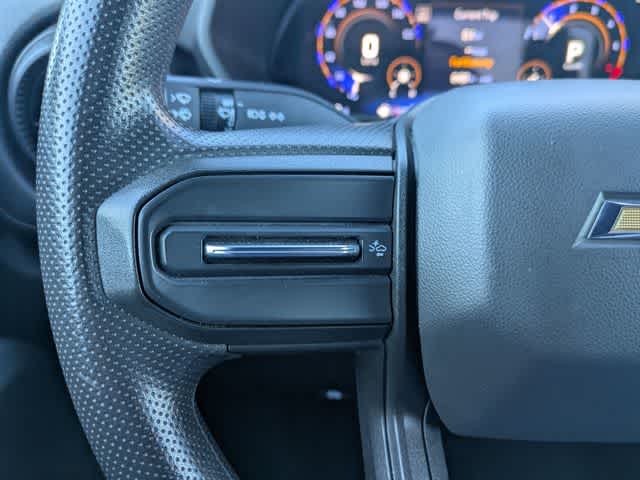 Thumbnail: 2024 Chevrolet Colorado - 21