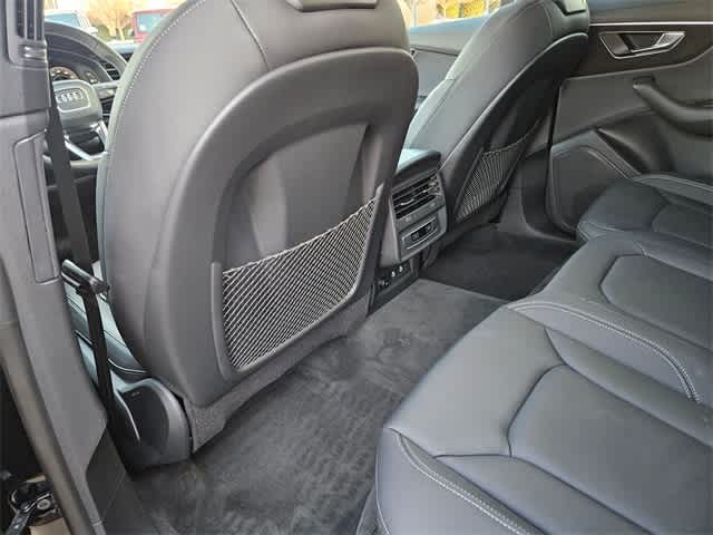 Thumbnail: 2025 Audi Q8 - 17