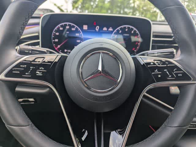 Thumbnail: 2025 Mercedes-Benz E-Class - 23