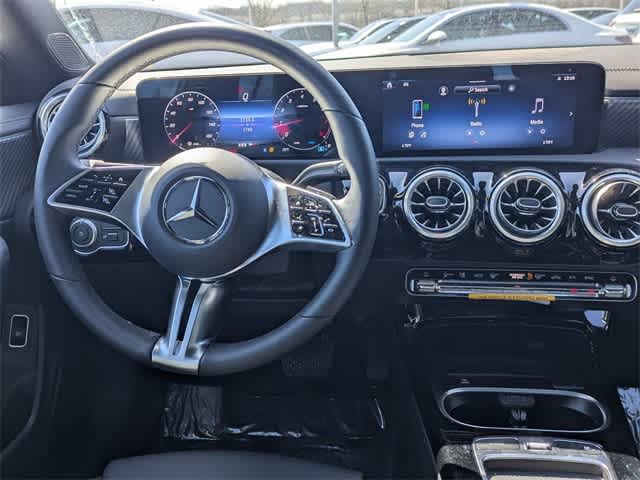 2025 Mercedes-Benz CLA 250 3