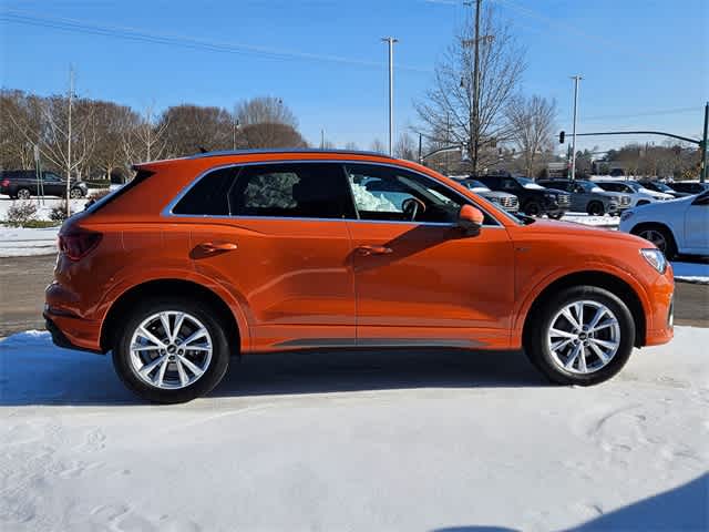 Thumbnail: 2025 Audi Q3 - 9