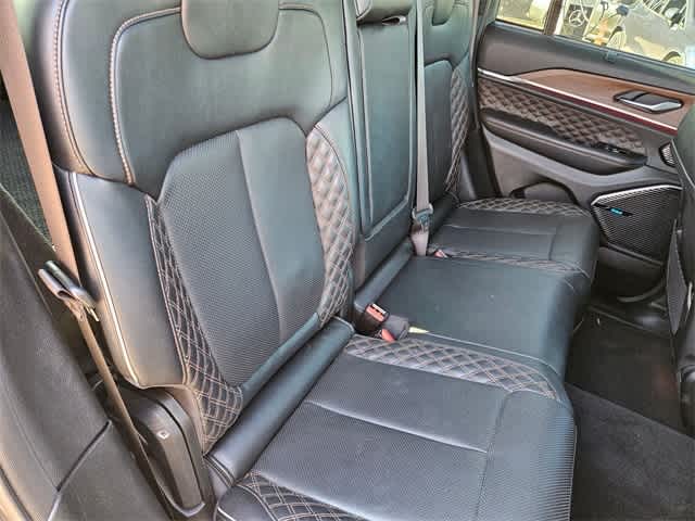 Thumbnail: 2022 Jeep Grand Cherokee - 20