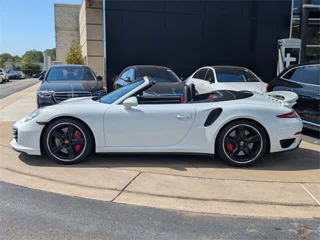 Thumbnail: 2015 Porsche 911 - 14