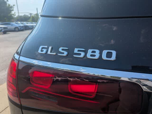 Thumbnail: 2026 Mercedes-Benz GLS - 11