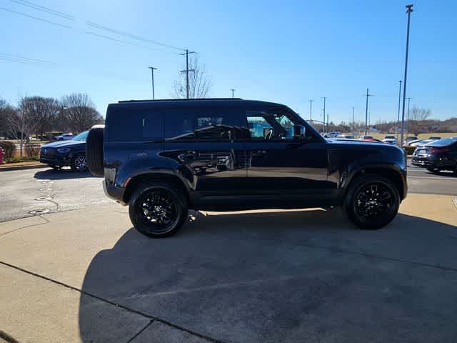 Thumbnail: 2025 Land Rover Defender - 9