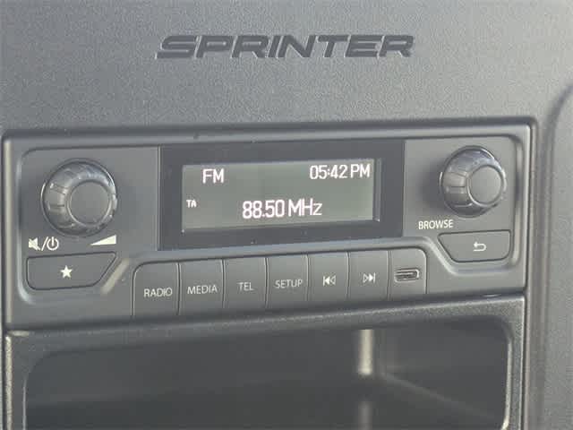 Thumbnail: 2026 Mercedes-Benz CLE - 26