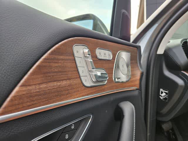 Thumbnail: 2026 Mercedes-Benz GLE - 15