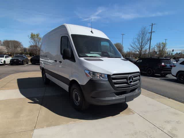 Thumbnail: 2026 Mercedes-Benz Sprinter - 8