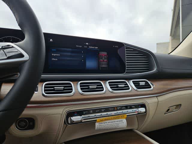 Thumbnail: 2026 Mercedes-Benz GLE - 29