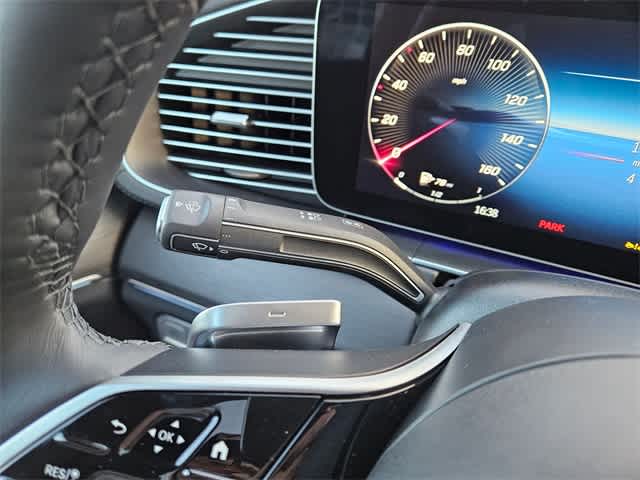 Thumbnail: 2026 Mercedes-Benz GLE - 26