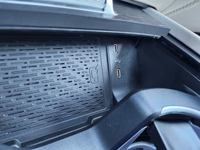 Thumbnail: 2026 Mercedes-Benz GLE - 31