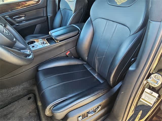 Thumbnail: 2020 Bentley Bentayga - 13