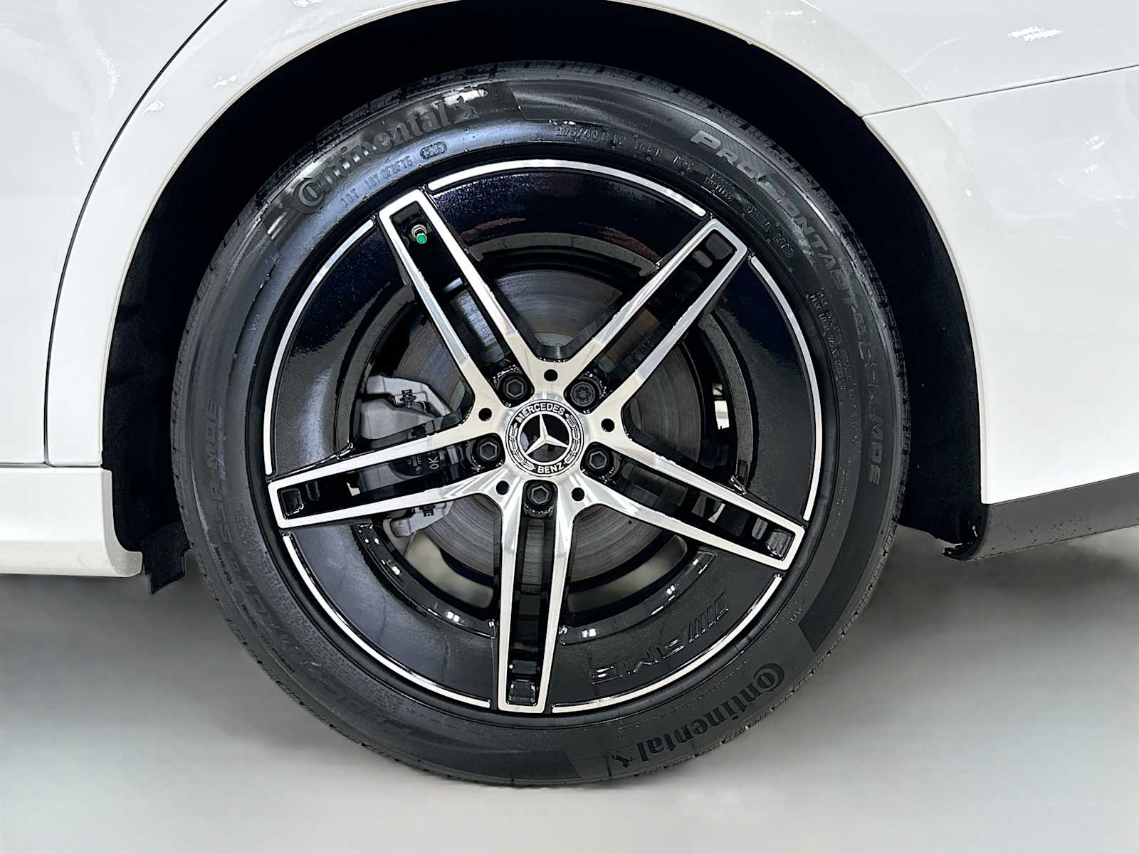 Thumbnail: 2026 Mercedes-Benz E-Class - 31