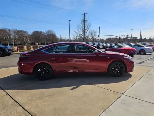 Thumbnail: 2022 Lexus ES - 9