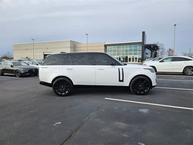 Thumbnail: 2025 Land Rover Range Rover - 9